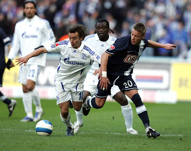 反而陷入连 反而陷入连